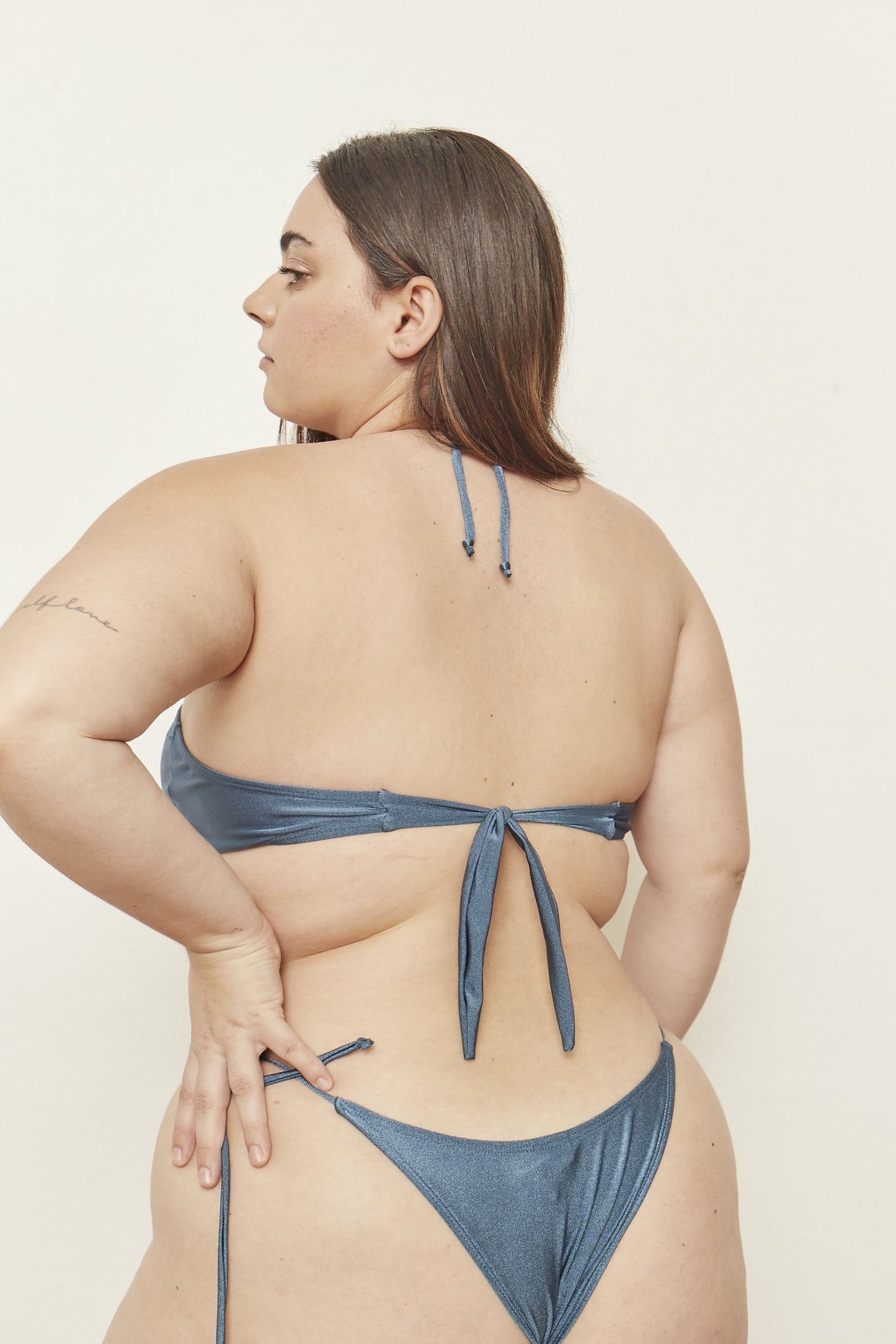 Top Brunella Petróleo